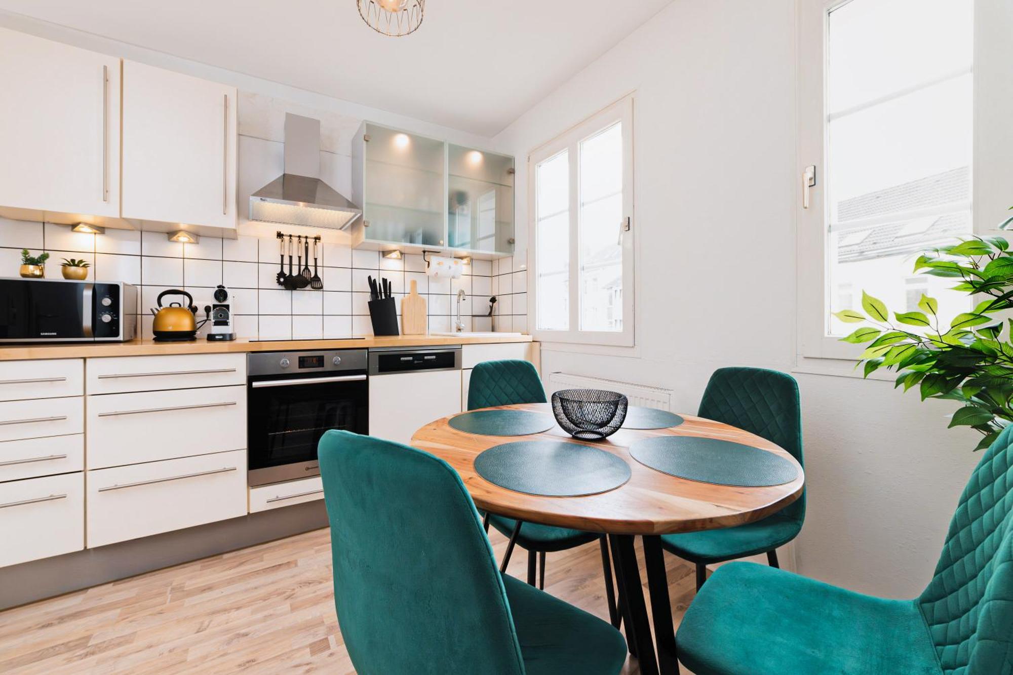 Smart Home - Wuppertal - Perfect For 6 Guests - Central - Netflix - Schwebebahn - Free Parking Zone Exterior photo