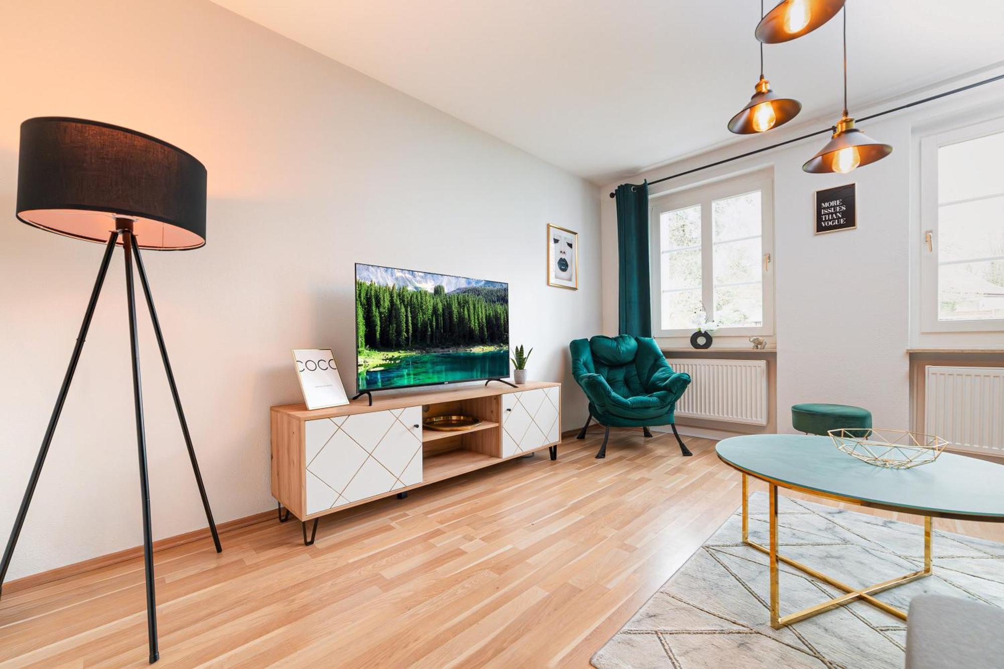 Smart Home - Wuppertal - Perfect For 6 Guests - Central - Netflix - Schwebebahn - Free Parking Zone Exterior photo