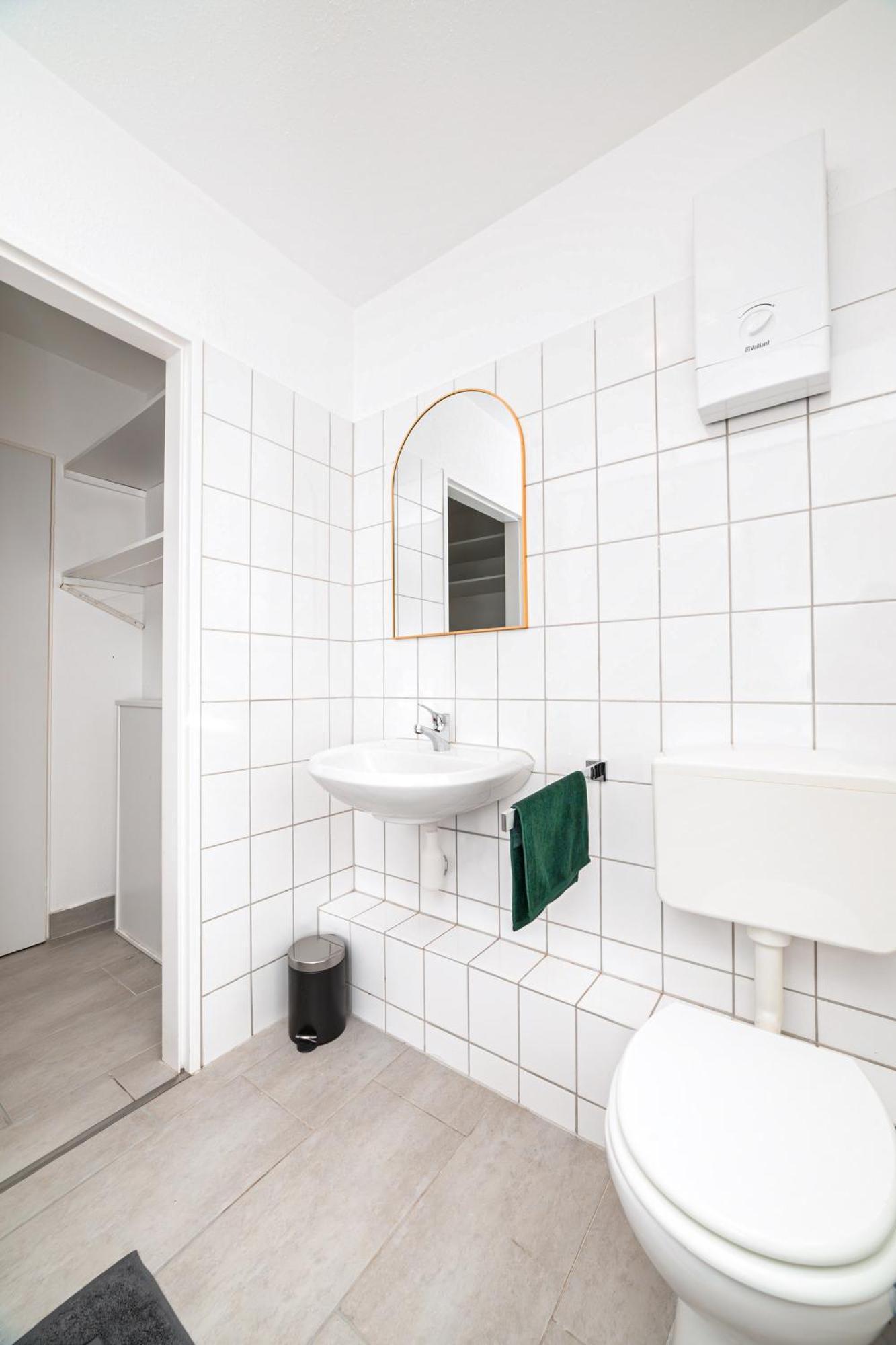 Smart Home - Wuppertal - Perfect For 6 Guests - Central - Netflix - Schwebebahn - Free Parking Zone Exterior photo